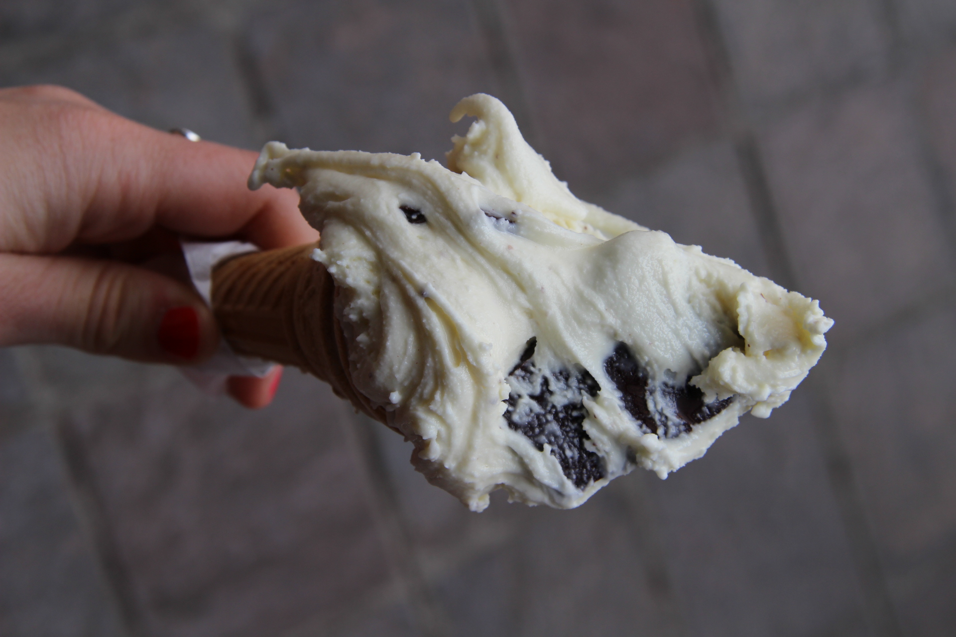 Eis bestellen auf Italienisch ist jetzt kein Problem mehr für Maya.